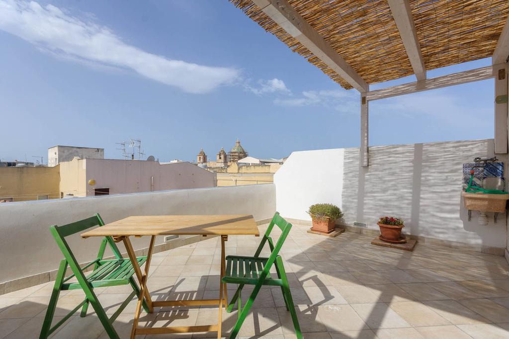 Апартаменты Le Casuzze Di Trapani Vista Mare Номер фото